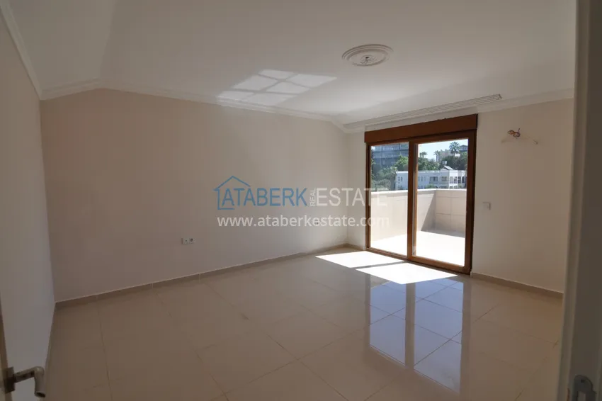 Приобрести Дуплекс в Кестеле с чистовой отделкой в 200 метрах от моря 14 