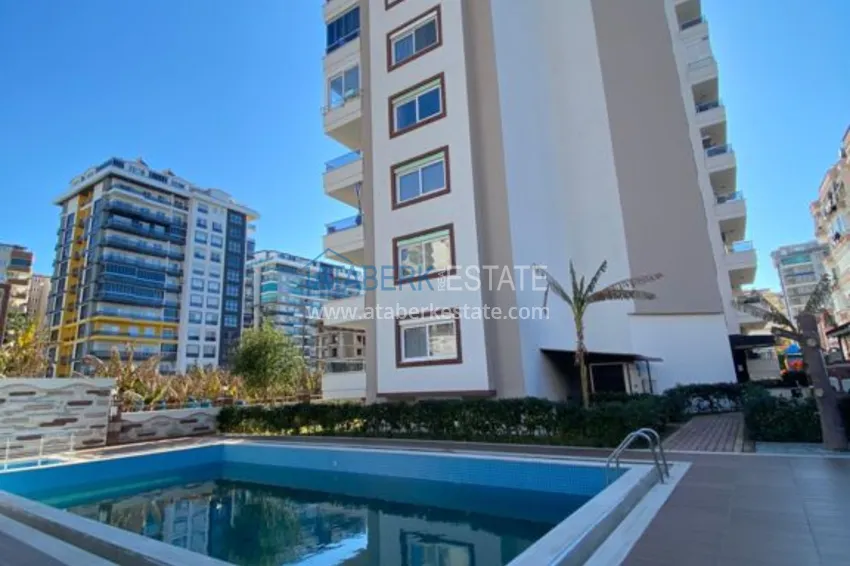 Квартира в Махмутларе трехкомнатная в благоустроенном комплексе  1 