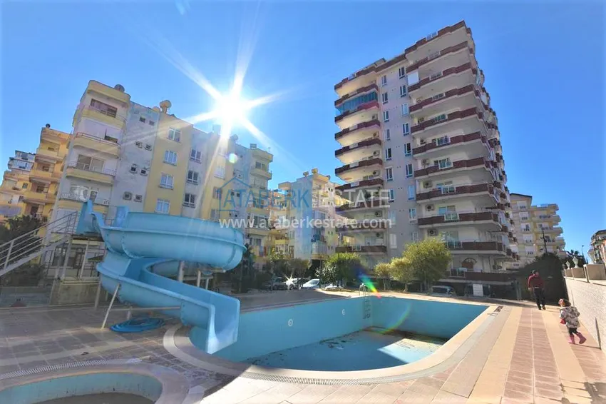 Квартира в Махмутларе трехкомнатная - с мебелью, в жилом комплексе 1 