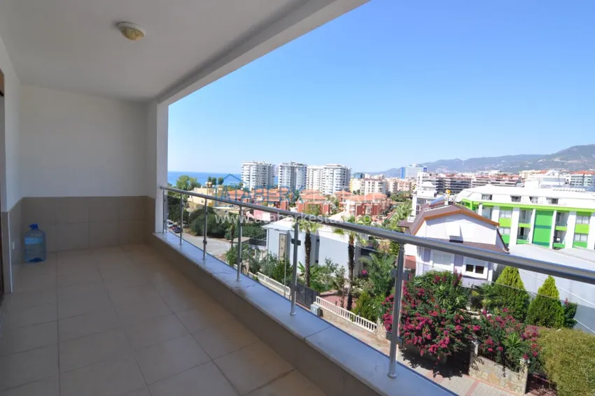 Приобрести Дуплекс в Кестеле с чистовой отделкой в 200 метрах от моря 25 