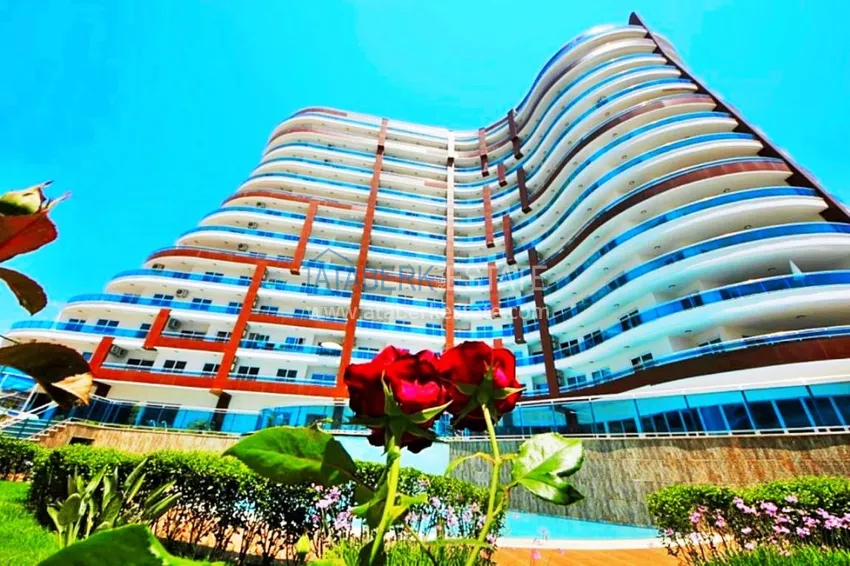 Квартира в Махмутларе меблированная с видом на горы и море 2 