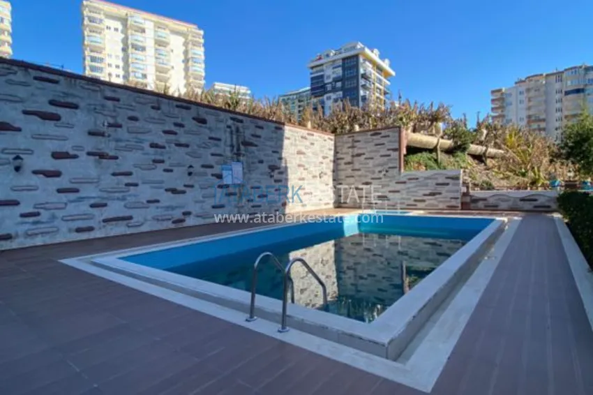 Квартира в Махмутларе трехкомнатная в благоустроенном комплексе  2 