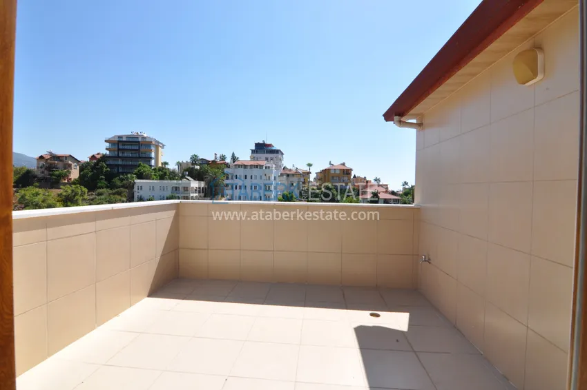 Приобрести Дуплекс в Кестеле с чистовой отделкой в 200 метрах от моря 30 