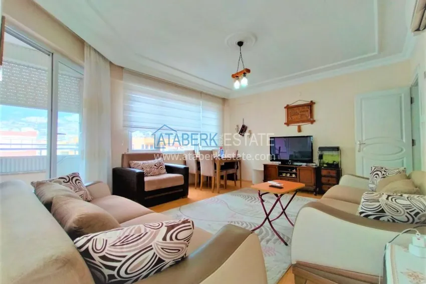 Приобрести Квартира в центре Алании, трехкомнатная с отдельной кухней 3 