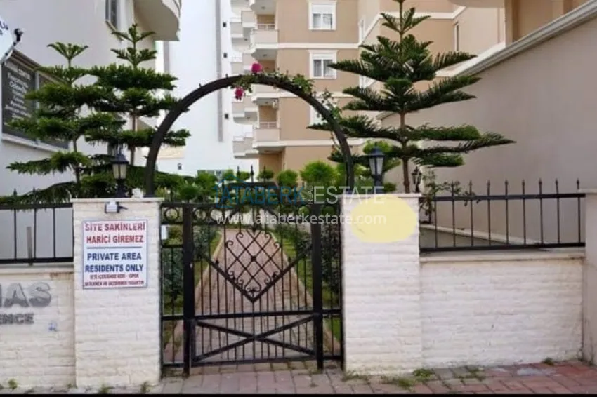 Квартира в Махмутларе трехкомнатная, рядом с морем – 150 метров 3 