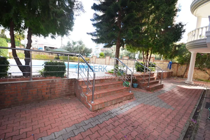 Квартиры в Джикджилли трехкомнатные в жилом комплексе  4 