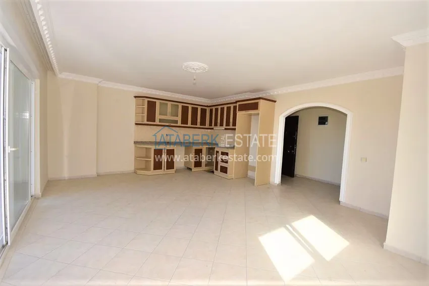 Приобрести Квартира в Махмутларе трехкомнатная с видом на море в благоустроенном комплексе 4 