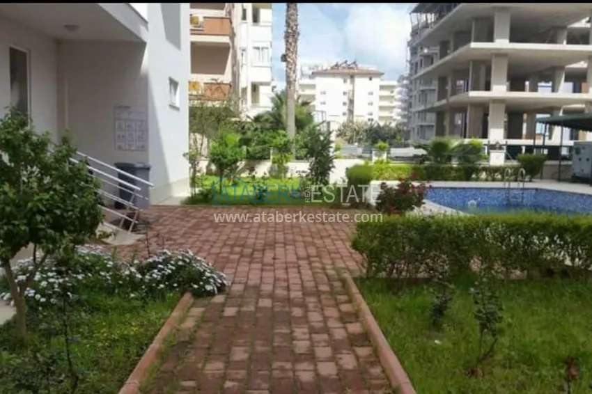 Квартира в Махмутларе трехкомнатная, рядом с морем – 150 метров 4 