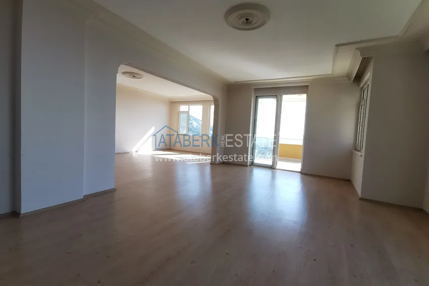 Приобрести Видовая квартира в Алании - район пляжа Клеопатра с отдельной кухней  6 