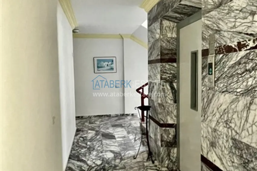 Квартира в центре Алании, с мебелью в жилом комплексе 6 