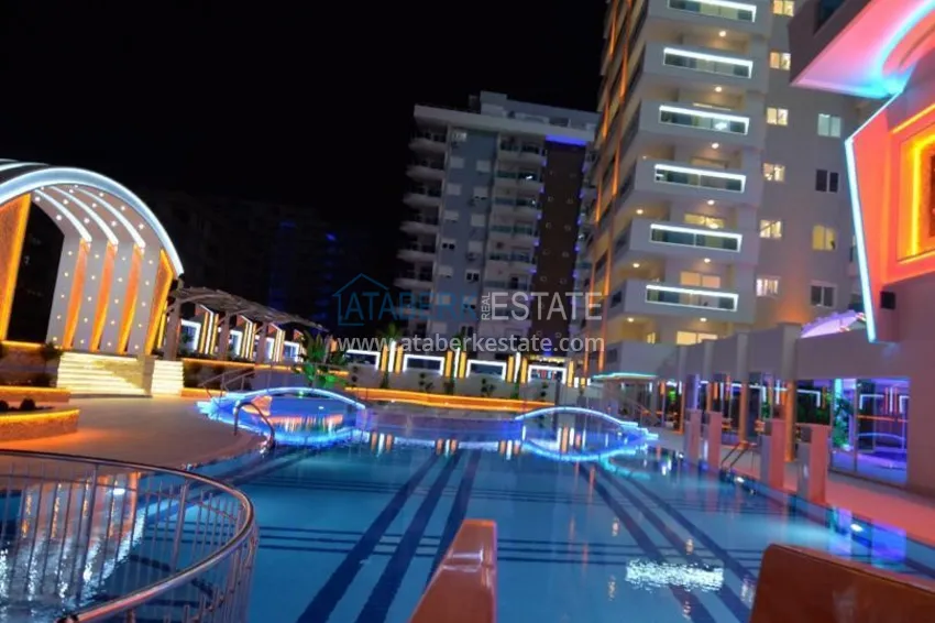 Квартира в Махмутларе, с мебелью в комплексе класса-люкс 5 