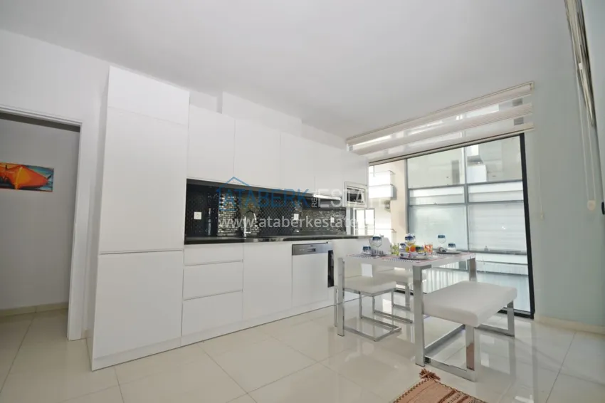 Приобрести Квартира в районе Кестель с мебелью в комплексе класса-люкс 7 