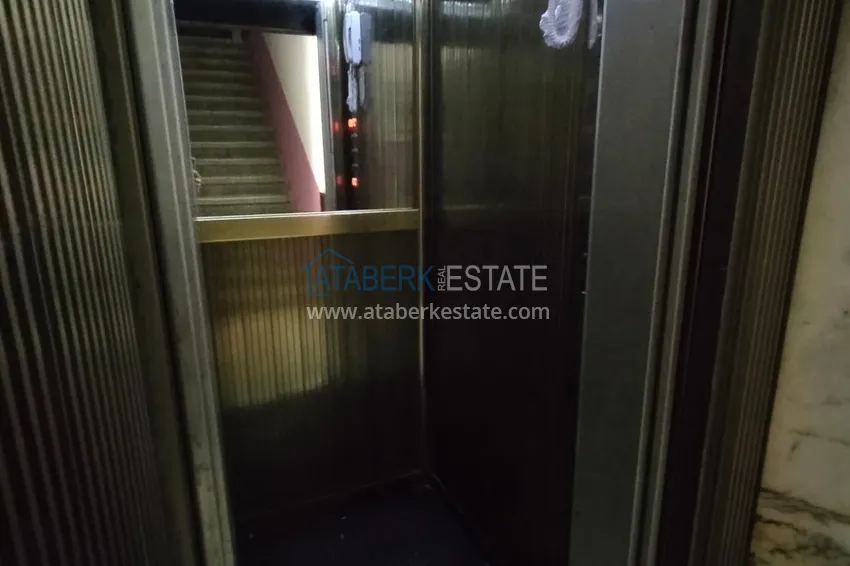 Квартира в центре Алании, трехкомнатная с отдельной кухней 2 