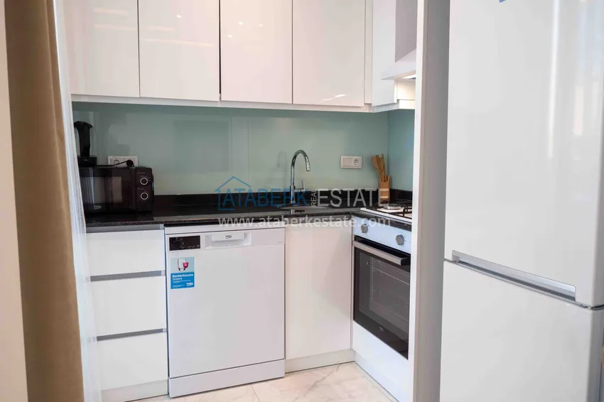 Приобрести Аренда квартиры в центре Алании район пляжа Кейкубат  10 