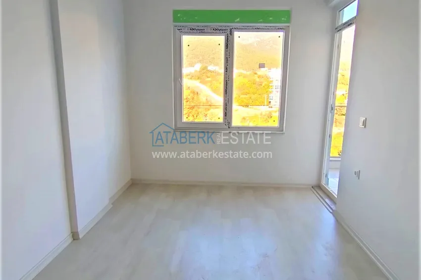 Приобрести Квартира в Оба трёхкомнатная с чистовой отделкой и видом на горы 10 