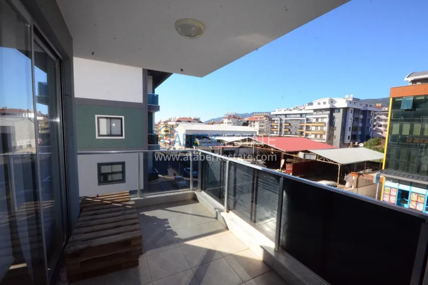 Приобрести Квартира в районе Тосмур трехкомнатная в городском доме  12 