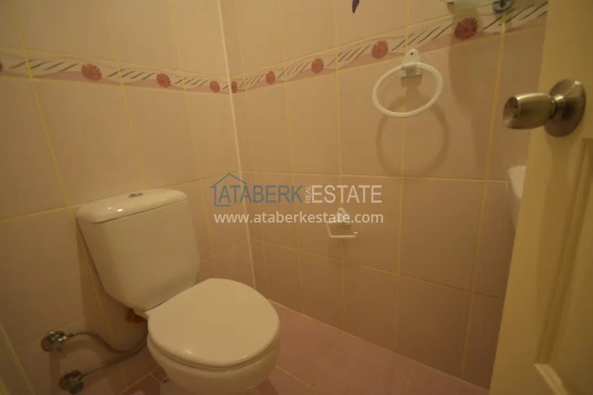 Приобрести Квартира в Оба трехкомнатная в жилом доме городского типа  14 