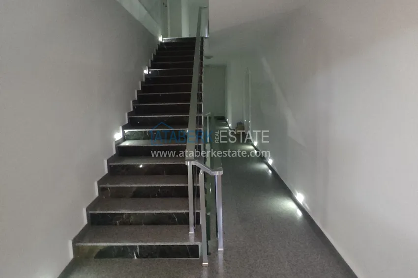 Квартиры-пентхаусы в Алании с мебелью, район пляжа Клеопатра  13 