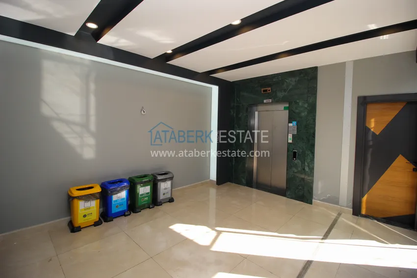 Офисное помещение в современном бизнес-центр в активном деловом районе города – Оба  15 