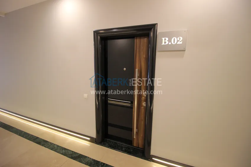 Приобрести Офисное помещение в современном бизнес-центр в активном деловом районе города – Оба  1 