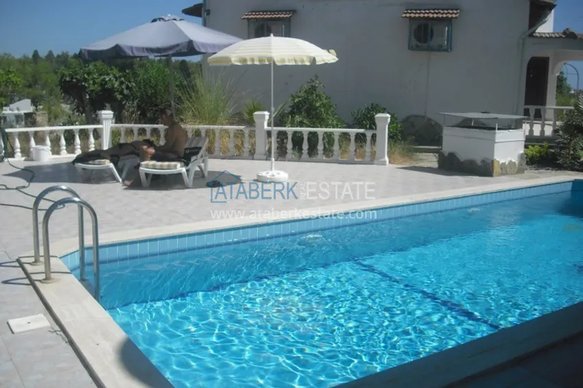 Вилла в Алании, район Тюрклер с мебелью и бассейном на крыше 4 