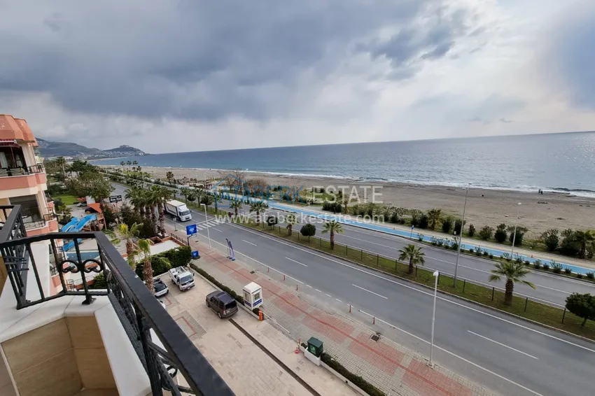 Приобрести Пентхаус в Махмутларе с видом на море и горы в резиденции на первой береговой 22 