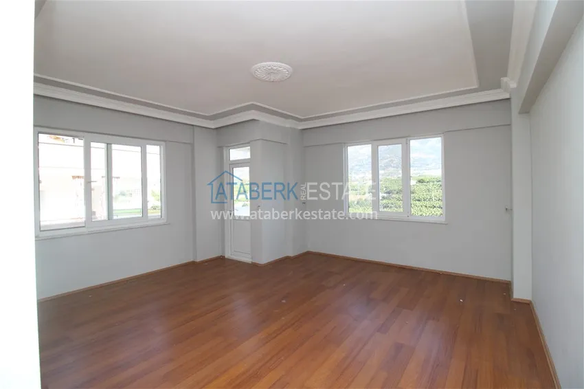 Приобрести Квартира в Махмутларе трехкомнатная, с отдельной кухней и видом на горы 2 