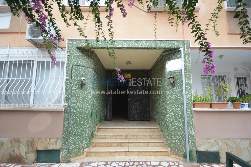 Квартира в Оба трехкомнатная в жилом доме городского типа  2 