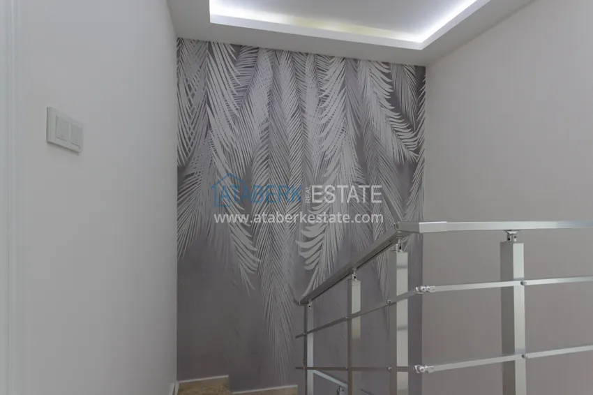 Приобрести Дуплекс в Махмутларе с мебелью и видом на море и горы в новом комплексе 30 