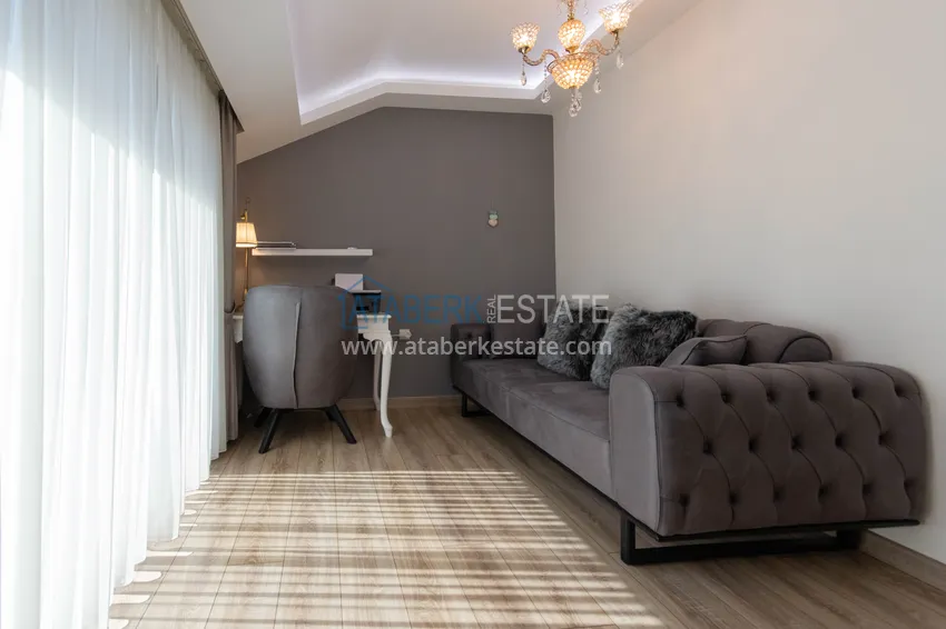 Приобрести Дуплекс в Махмутларе с мебелью и видом на море и горы в новом комплексе 33 