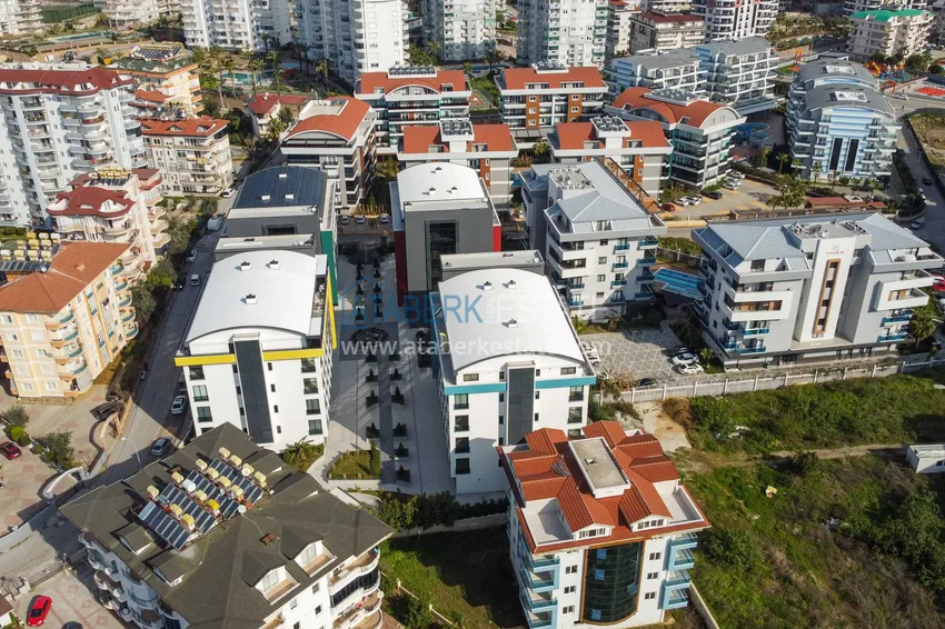 Офисное помещение в современном бизнес-центр в активном деловом районе города – Оба  3 