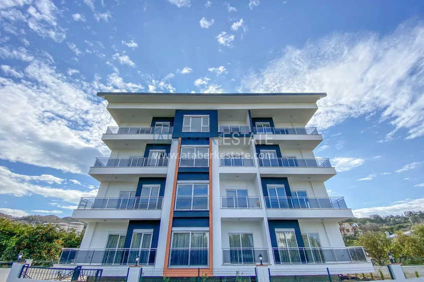 Квартиры и пентхаусы в районе Демирташ со стильным интерьером в новостройке 7 