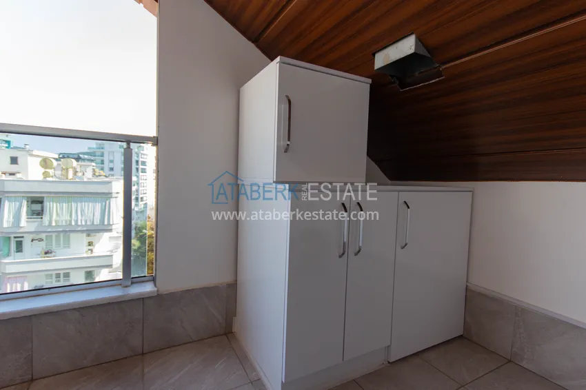 Приобрести Дуплекс в Махмутларе с мебелью и видом на море и горы в новом комплексе 51 