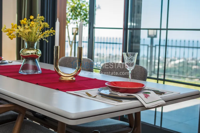 Приобрести Отдельно стоящая трехэтажная вилла в районе Кестель. С правом на гражданство!  6 