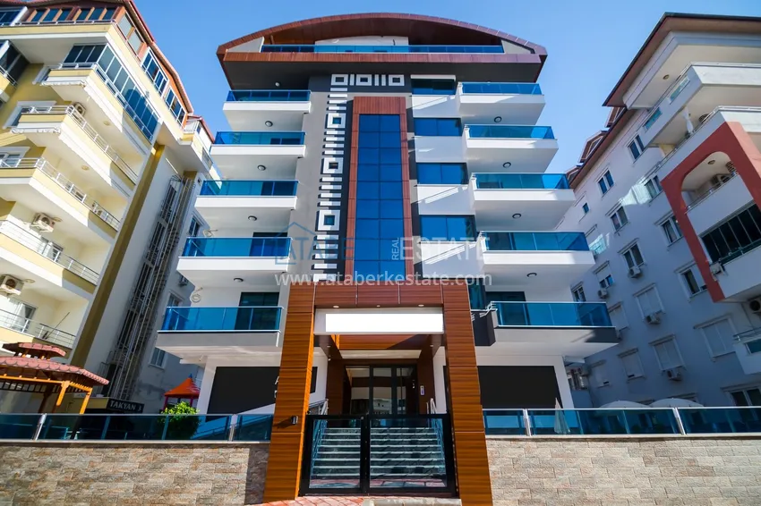 Квартира в районе Махмутлар с мебелью и застекленными балконами в новом комплексе 6 