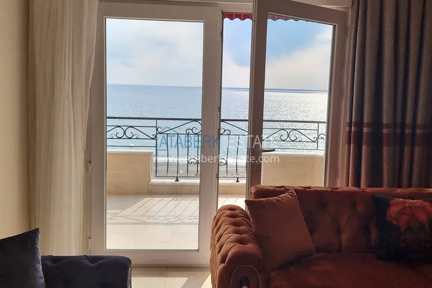Приобрести Пентхаус в Махмутларе с видом на море и горы в резиденции на первой береговой 7 
