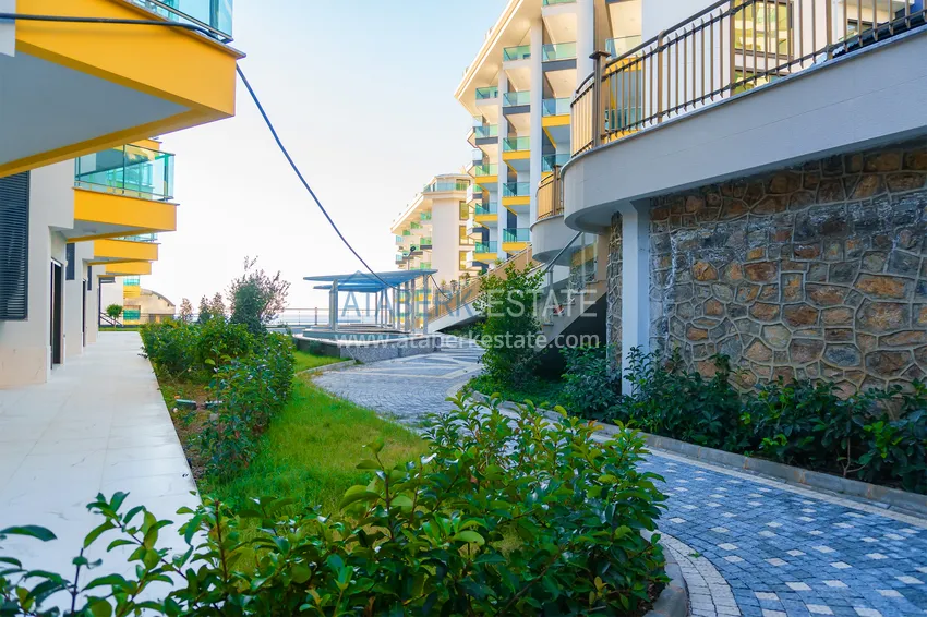 Квартира в Каргыджаке с новой мебелью в комплексе на первой береговой линии 9 