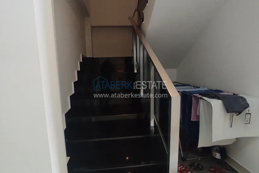 Приобрести Квартиры-пентхаусы в Алании с мебелью, район пляжа Клеопатра  9 