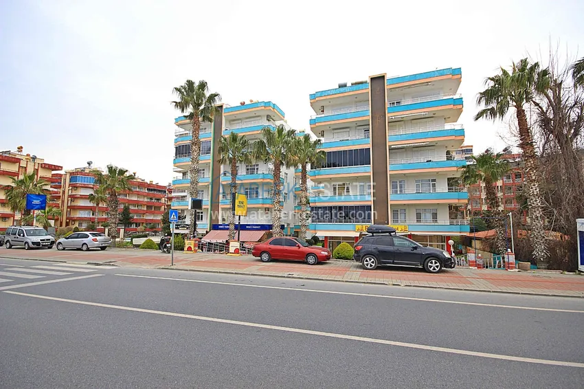 Квартира в Махмутларе первая береговая линия, эксклюзивная мебель, открытый вид на море 3 