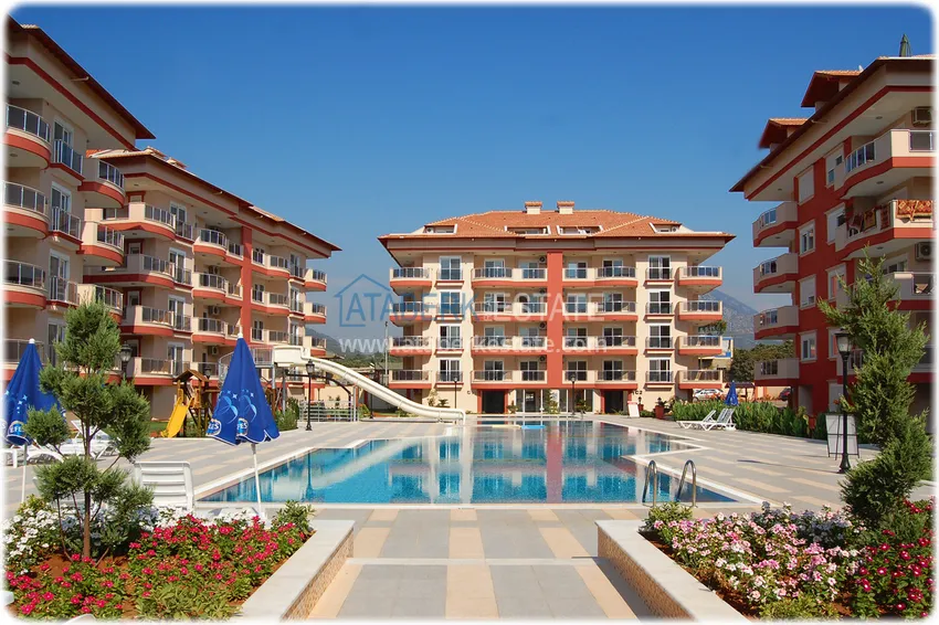 Квартира в Оба трехкомнатная в комфортабельном комплексе 2 