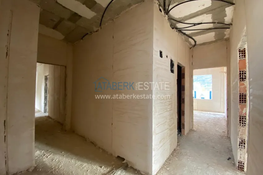 Приобрести Квартиры от инвестора в Махмутларе в комплексе на заключительном этапе строительства 1