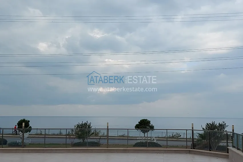 Двухкомнатная квартира в Каргыджаке в комплексе на первой береговой линии 10 