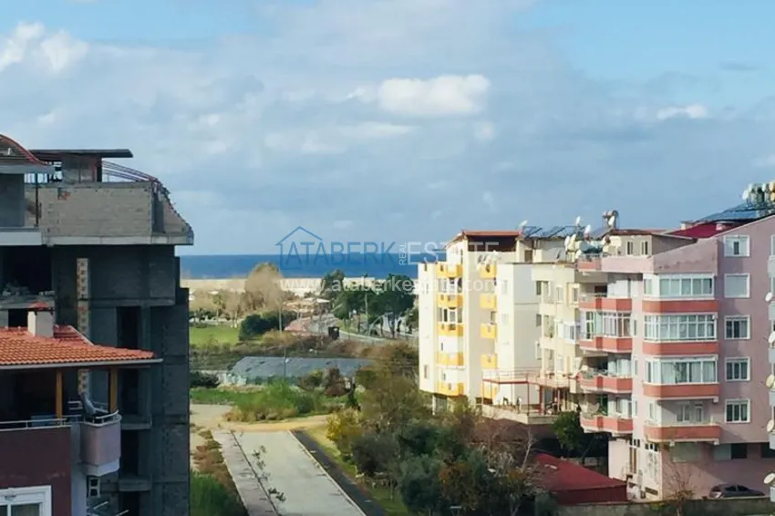 Дуплекс в Газипаше с чистовой отделкой и видом на море в новом жилом комплексе 1 