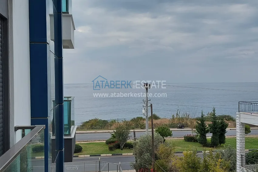 Приобрести Двухкомнатная квартира в Каргыджаке в комплексе на первой береговой линии 12 