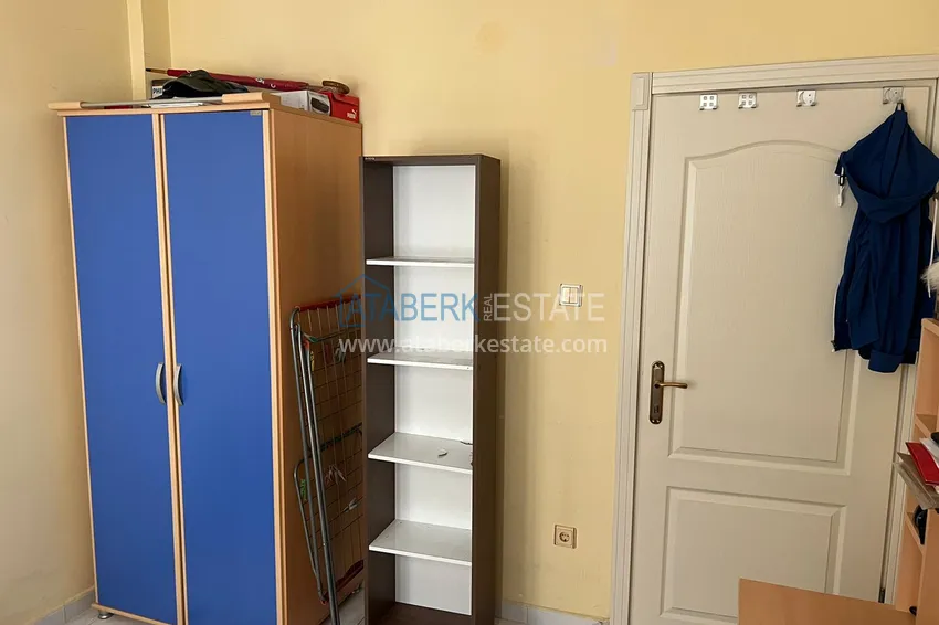 Приобрести Квартира в Оба трехкомнатная - с мебелью в жилом комплексе 15 