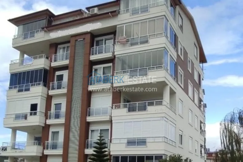 Дуплекс в районе Газипаша с отдельной кухней, застекленным балконом и видом на горы 1 