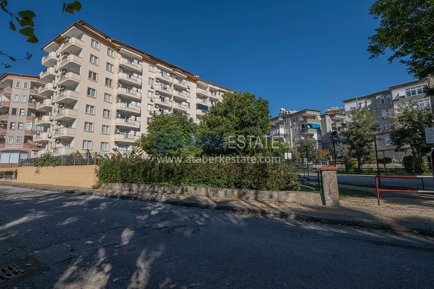 Квартира в центре Алании меблированная с видом на горы и море 3 