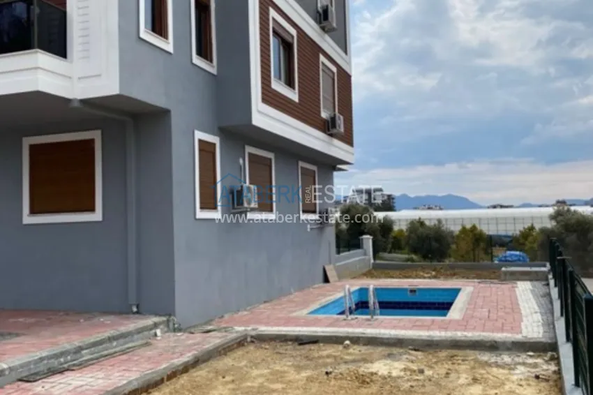 Квартира в Газипаше трехкомнатная с чистовой отделкой и видом на горы 2 