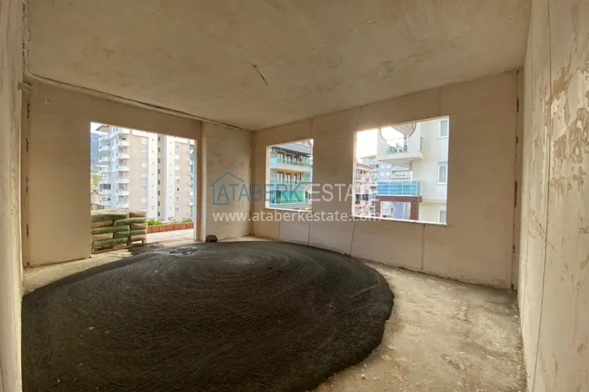 Приобрести Квартиры от инвестора в Махмутларе в комплексе на заключительном этапе строительства 3