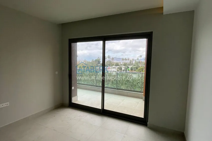 Приобрести Квартира в районе Кестель с чистовой отделкой на первой береговой линии 3 